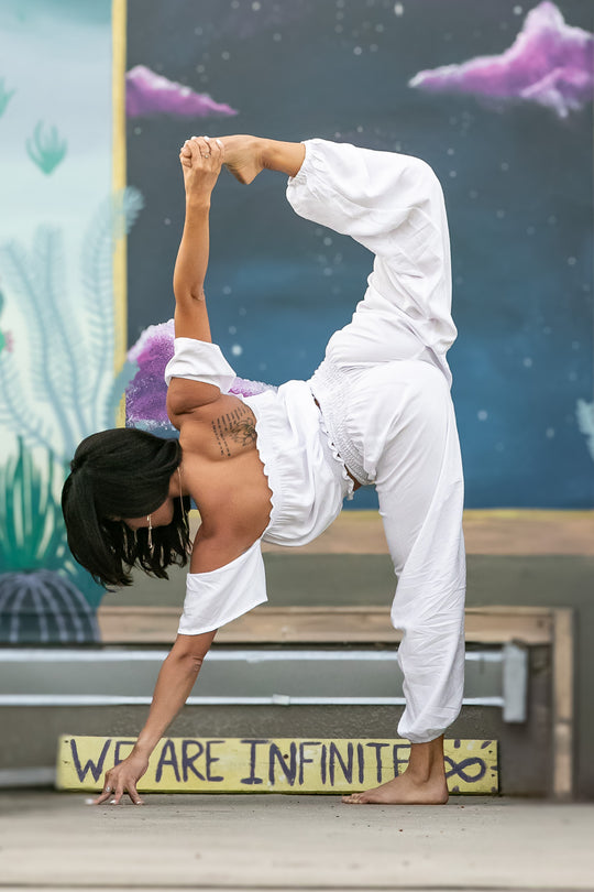 #color_kundalini-white