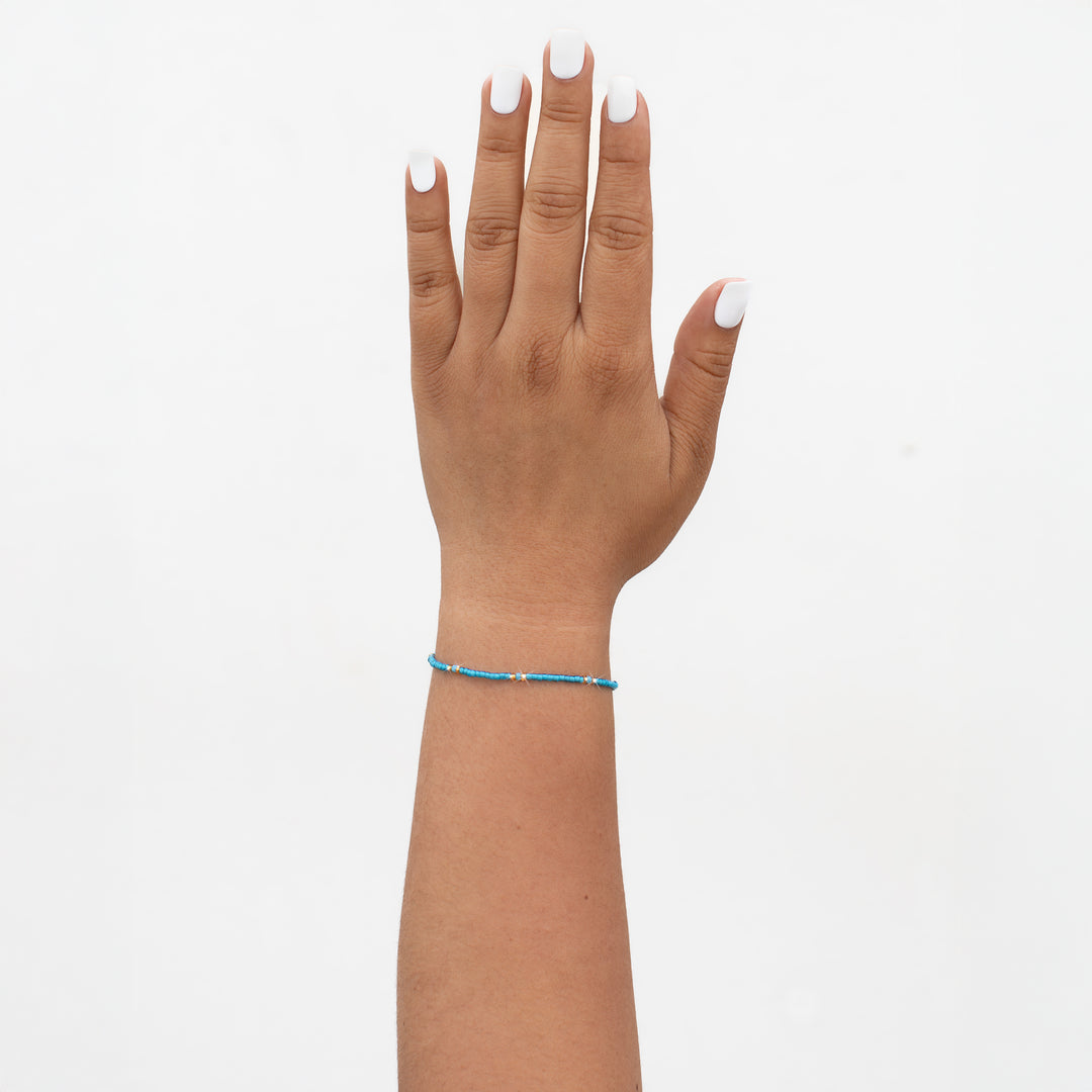 Oceanic Gold Beaded String Bracelet