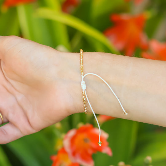 Half Pearl Glow Beaded String Bracelet