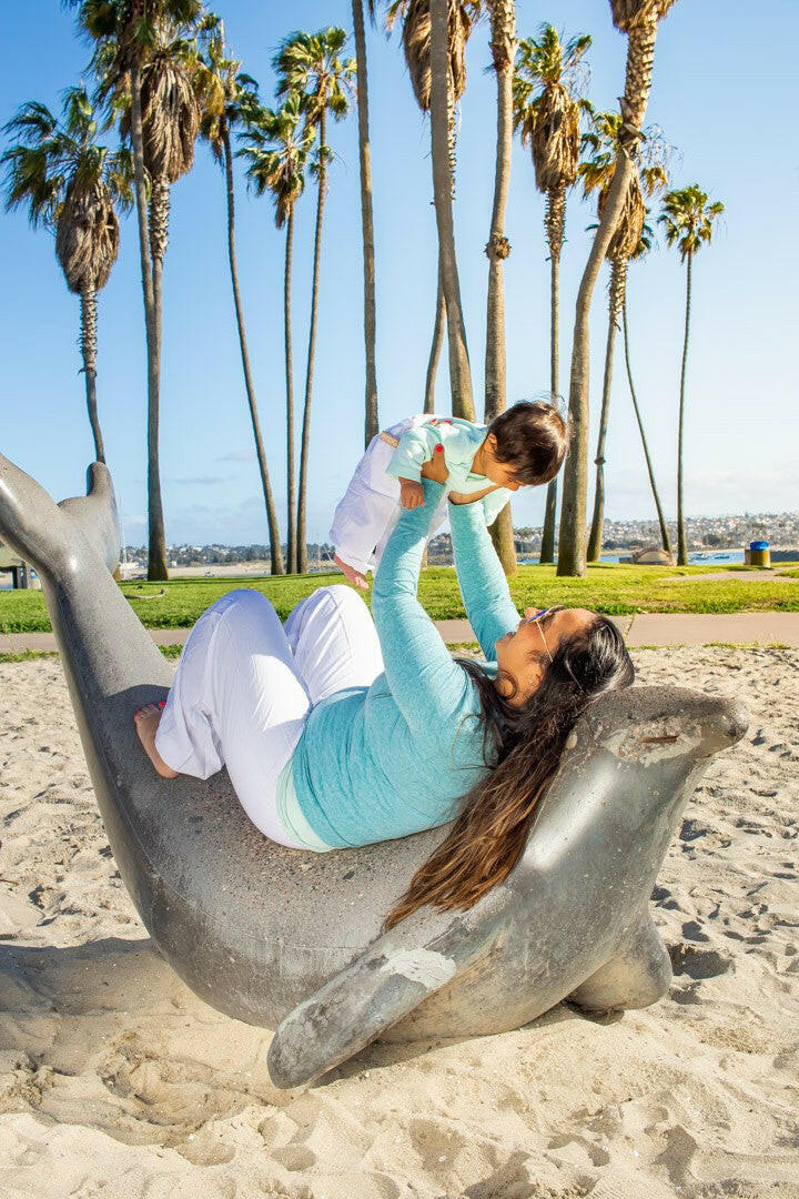 #color_black-is-the-new-black